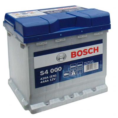 Bosch Silver S4 000 0092S40001 akkumultor, 12V 44Ah 420A J+ EU, magas, Punto